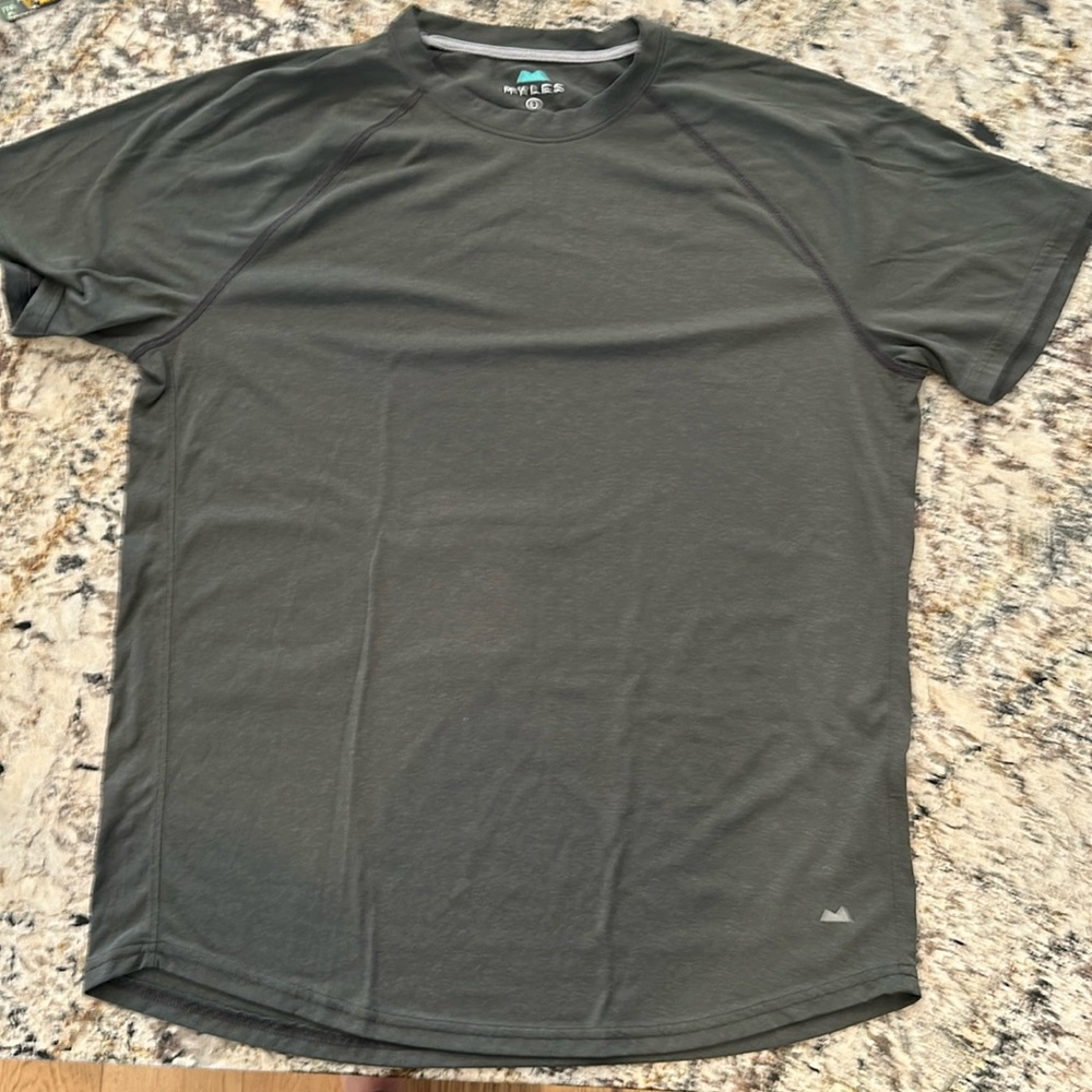 Myles momentum tee.